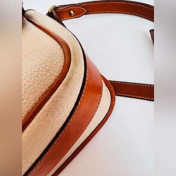 Dooney & Bourke All Weather Leather Small Flap Shoulder Bag British Tan Trim Vtg - Picture 15 of 16